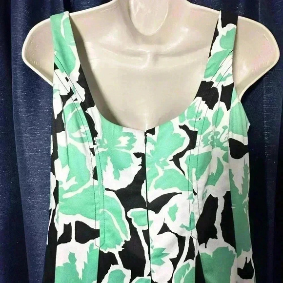 Nine West Women’s Black & Green Floral  Dress - Picture 7 of 16